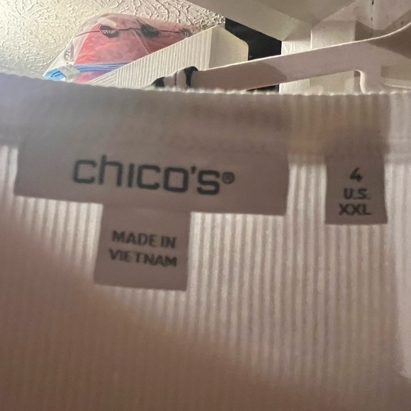 white ruffled eyelet cap sleeve top - Picture 2 of 2